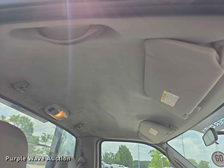 image for item FH6225 2003 Ford F250 Super Duty pickup truck