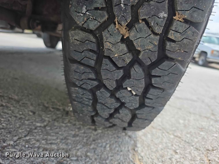 image for item FH6225 2003 Ford F250 Super Duty pickup truck