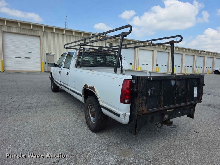 image for item FH6227 1998 Chevrolet Cheyenne 3500 Crew Cab pickup truck