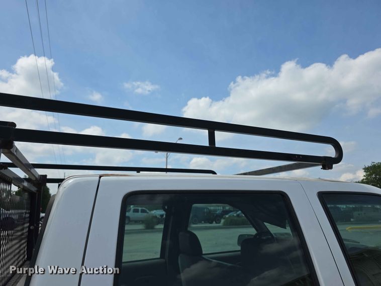 image for item FH6227 1998 Chevrolet Cheyenne 3500 Crew Cab pickup truck