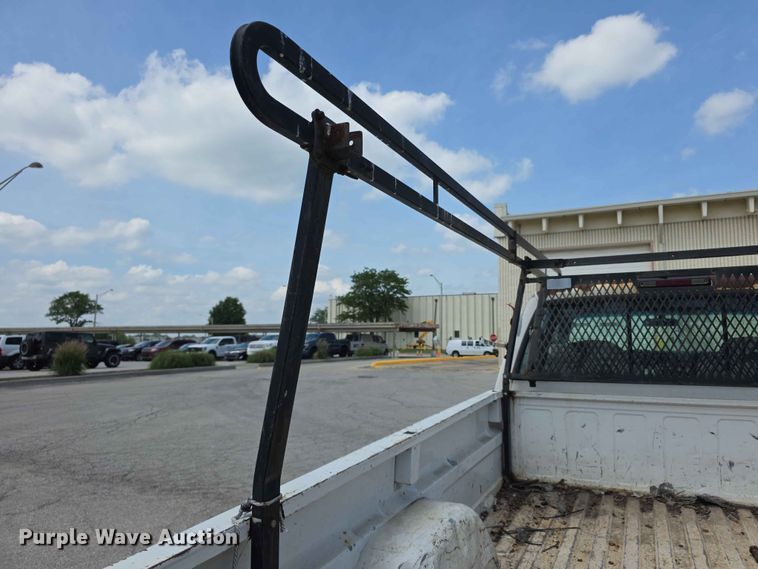 image for item FH6227 1998 Chevrolet Cheyenne 3500 Crew Cab pickup truck