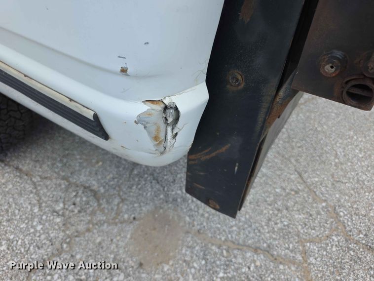 image for item FH6227 1998 Chevrolet Cheyenne 3500 Crew Cab pickup truck