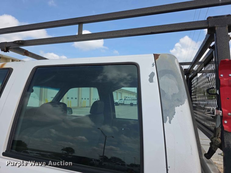 image for item FH6227 1998 Chevrolet Cheyenne 3500 Crew Cab pickup truck