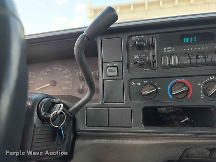 image for item FH6227 1998 Chevrolet Cheyenne 3500 Crew Cab pickup truck