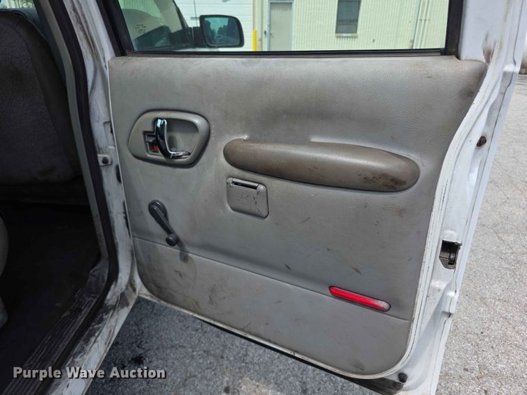 image for item FH6227 1998 Chevrolet Cheyenne 3500 Crew Cab pickup truck