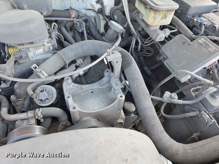 image for item FH6227 1998 Chevrolet Cheyenne 3500 Crew Cab pickup truck