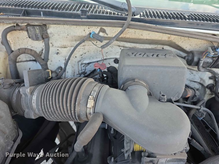 image for item FH6227 1998 Chevrolet Cheyenne 3500 Crew Cab pickup truck