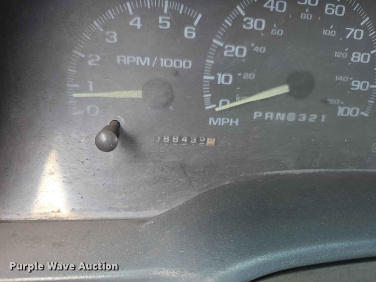 image for item FH6227 1998 Chevrolet Cheyenne 3500 Crew Cab pickup truck