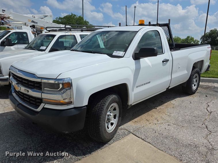 2017 Chevrolet Silverado 1500 pickup truck