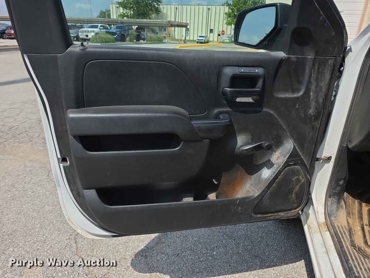 image for item FH6228 2017 Chevrolet Silverado 1500 pickup truck