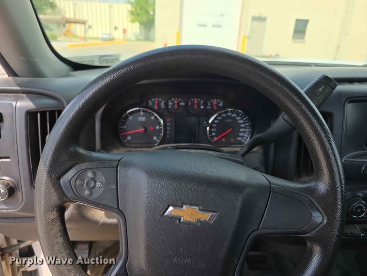 image for item FH6228 2017 Chevrolet Silverado 1500 pickup truck