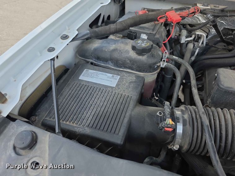 image for item FH6228 2017 Chevrolet Silverado 1500 pickup truck