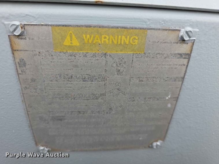 image for item FH6229 1989 Lincoln Shield Arc SAE 400 Trailer mounted Welder welder