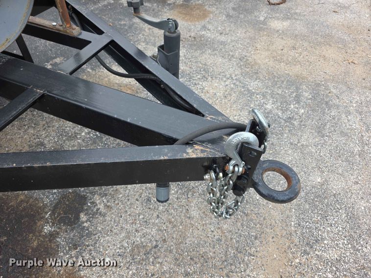 image for item FH6229 1989 Lincoln Shield Arc SAE 400 Trailer mounted Welder welder