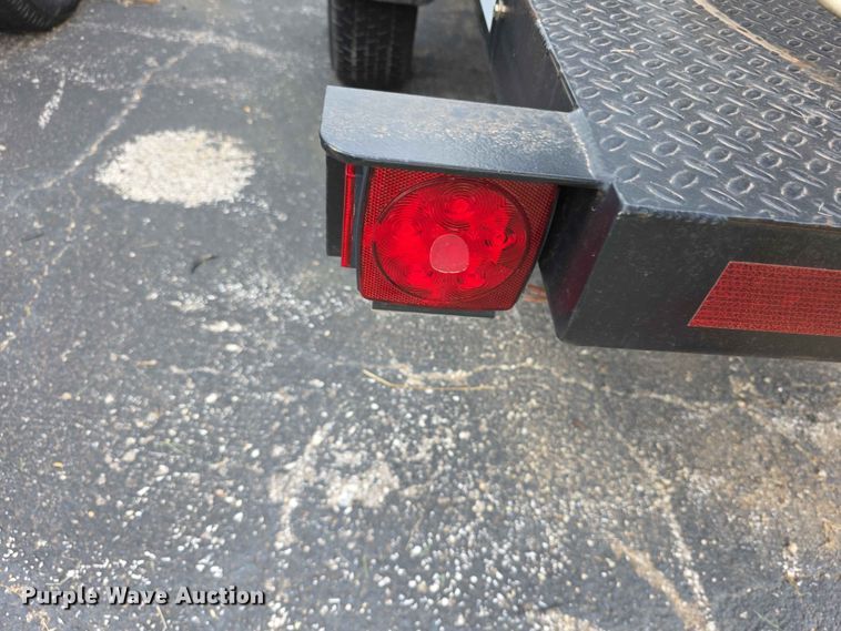 image for item FH6229 1989 Lincoln Shield Arc SAE 400 Trailer mounted Welder welder