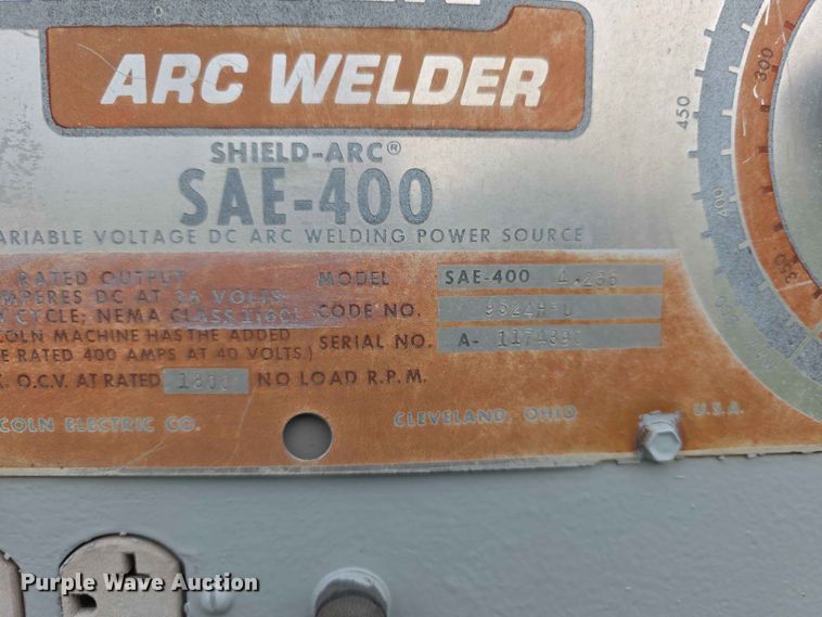 image for item FH6229 1989 Lincoln Shield Arc SAE 400 Trailer mounted Welder welder