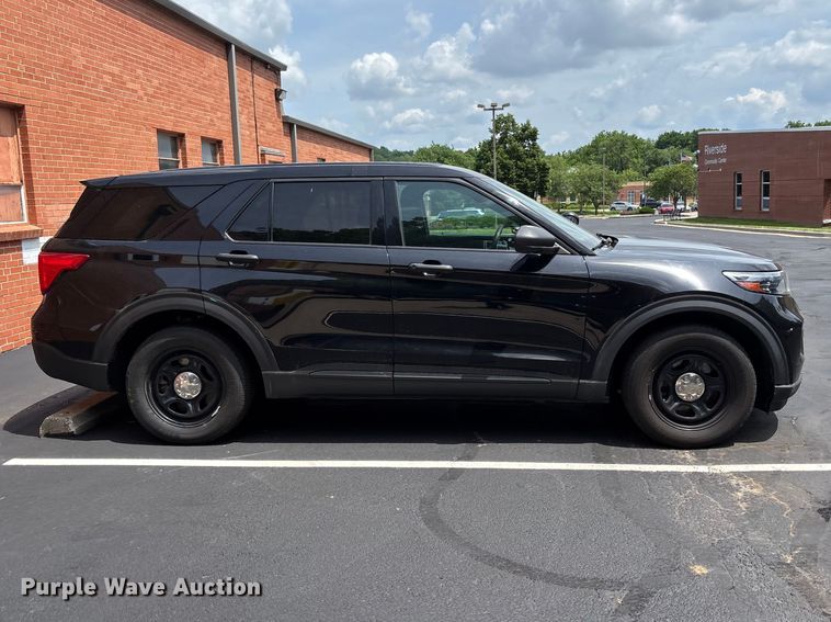 image for item FH7154 2021 Ford Explorer Police Interceptor SUV