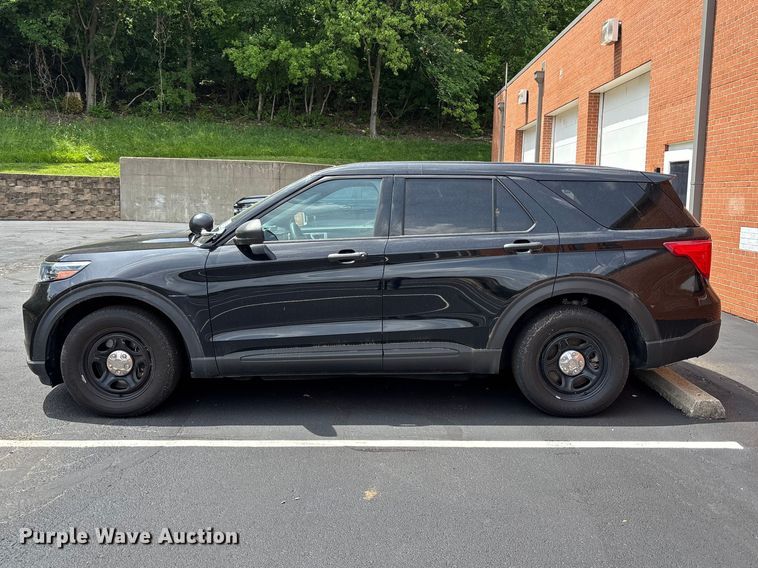 image for item FH7154 2021 Ford Explorer Police Interceptor SUV