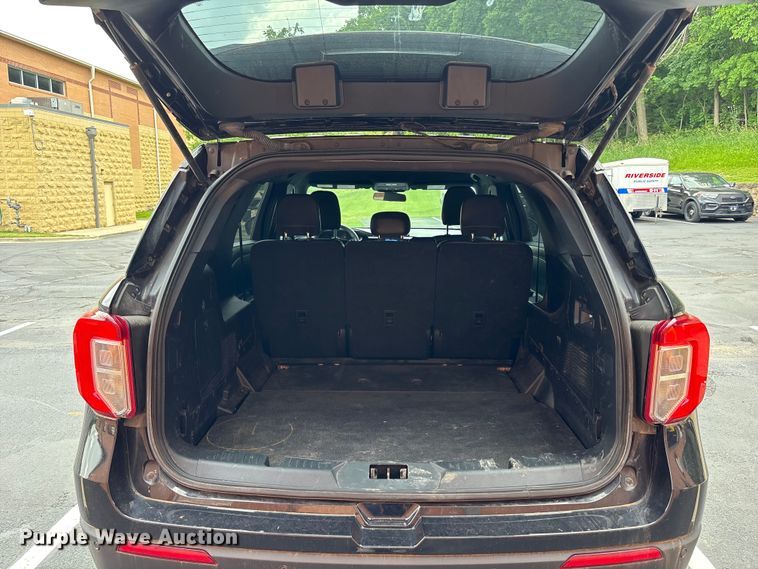 image for item FH7154 2021 Ford Explorer Police Interceptor SUV