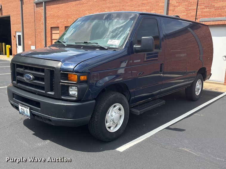 2008 Ford E250 van