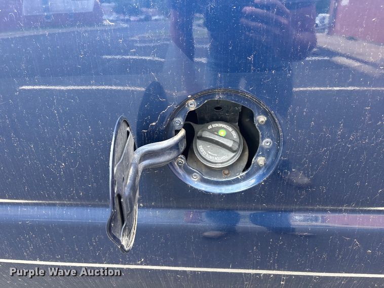 image for item FH7155 2008 Ford E250 van