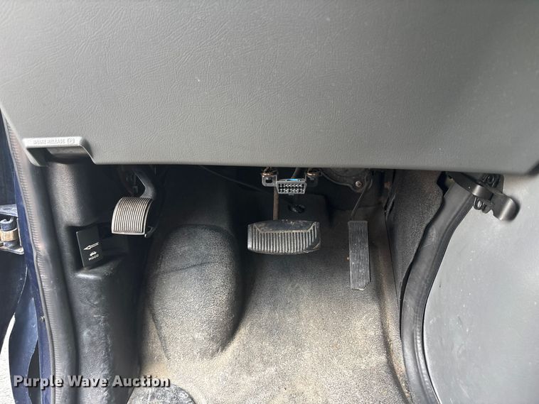 image for item FH7155 2008 Ford E250 van