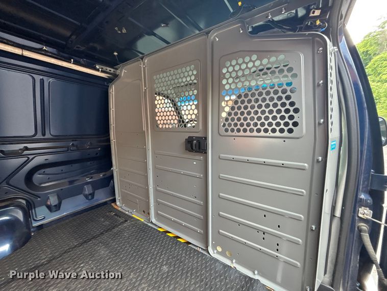 image for item FH7155 2008 Ford E250 van