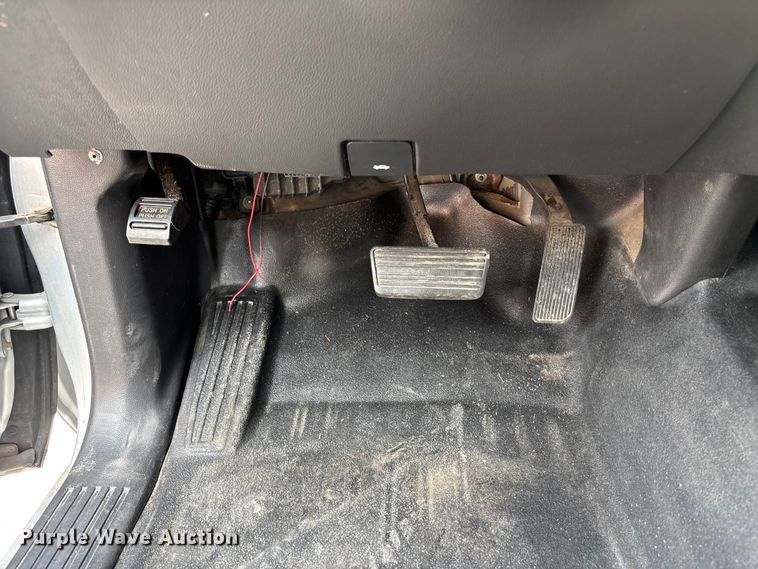 image for item FH7156 2015 Chevrolet Silverado 2500HD Crew Cab pickup truck
