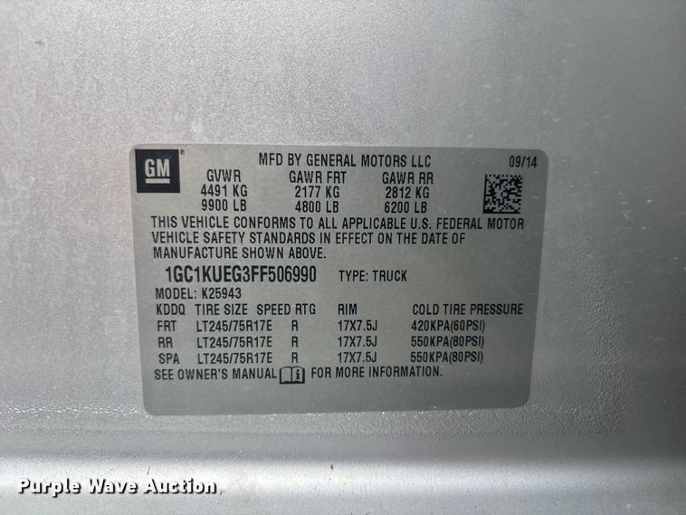 image for item FH7156 2015 Chevrolet Silverado 2500HD Crew Cab pickup truck