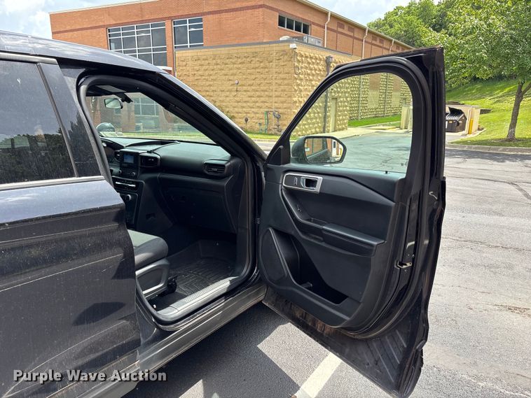 image for item FH7157 2020 Ford Explorer Police Interceptor SUV