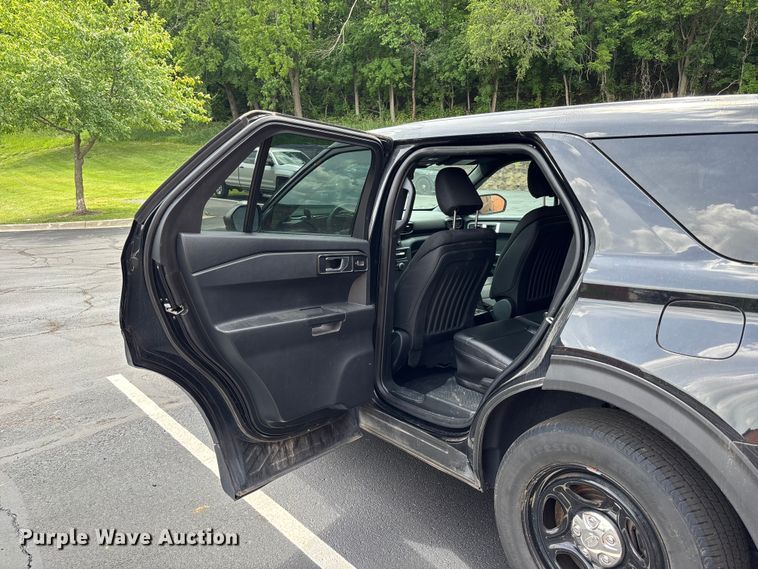 image for item FH7157 2020 Ford Explorer Police Interceptor SUV