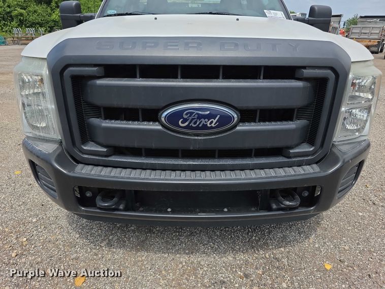 image for item FI0643 2012 Ford F350 Super Duty XL pickup truck