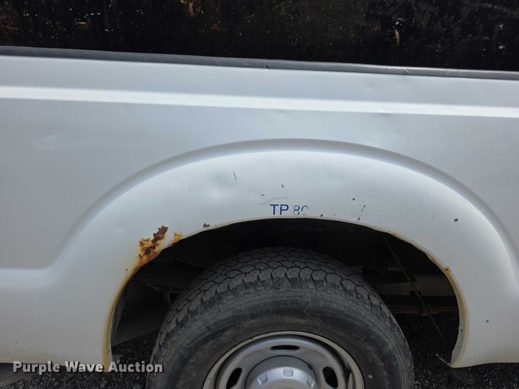 image for item FI0643 2012 Ford F350 Super Duty XL pickup truck