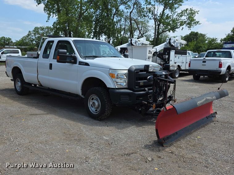 image for item FI0991 2013 Ford F250 Super Duty XL Ext. Cab pickup truck
