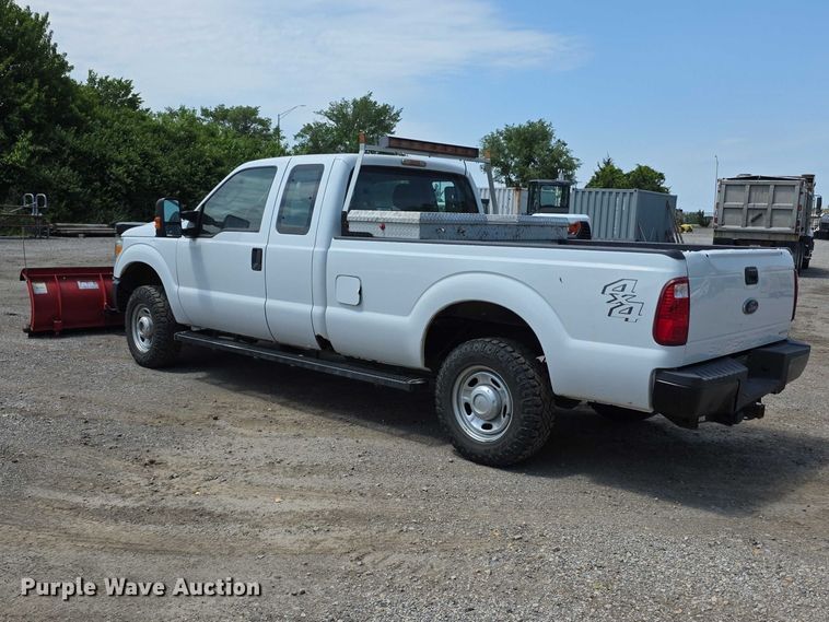 image for item FI0991 2013 Ford F250 Super Duty XL Ext. Cab pickup truck
