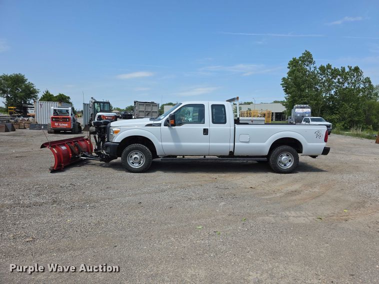 image for item FI0991 2013 Ford F250 Super Duty XL Ext. Cab pickup truck