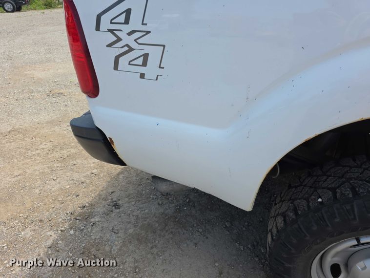 image for item FI0991 2013 Ford F250 Super Duty XL Ext. Cab pickup truck