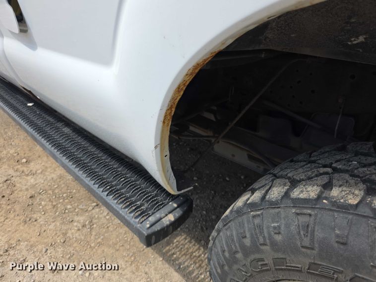 image for item FI0991 2013 Ford F250 Super Duty XL Ext. Cab pickup truck