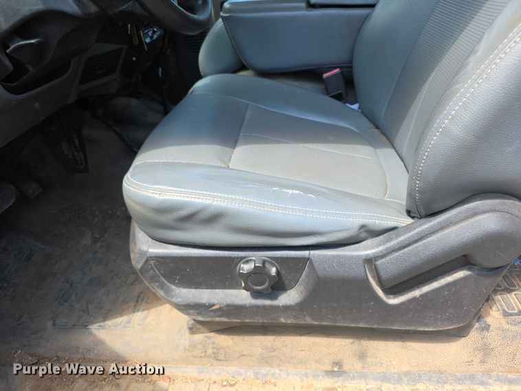 image for item FI0991 2013 Ford F250 Super Duty XL Ext. Cab pickup truck
