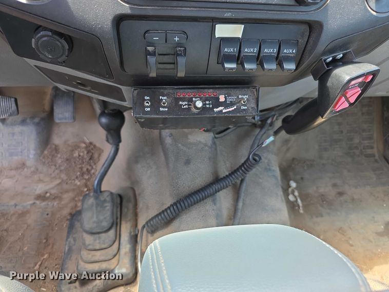 image for item FI0991 2013 Ford F250 Super Duty XL Ext. Cab pickup truck
