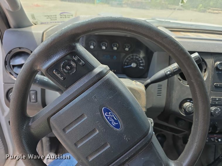 image for item FI0991 2013 Ford F250 Super Duty XL Ext. Cab pickup truck