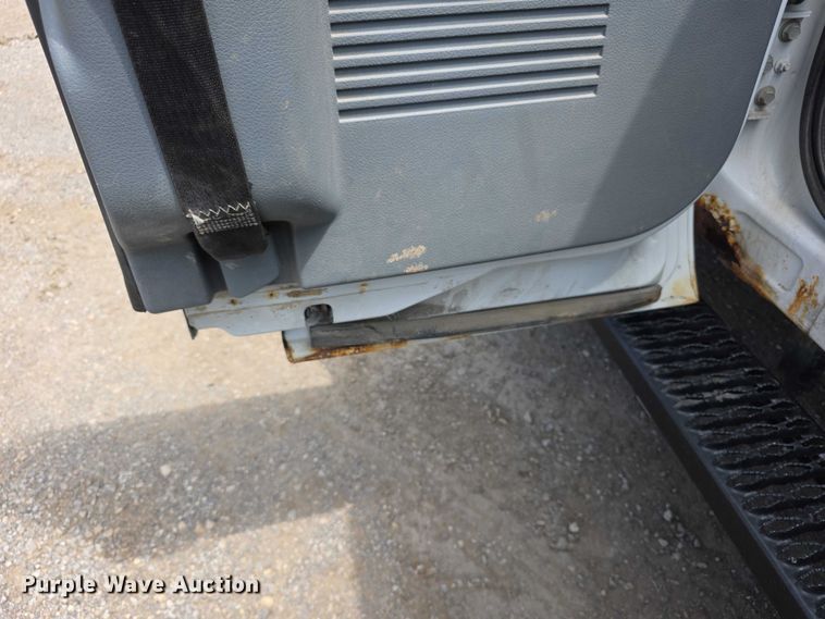 image for item FI0991 2013 Ford F250 Super Duty XL Ext. Cab pickup truck