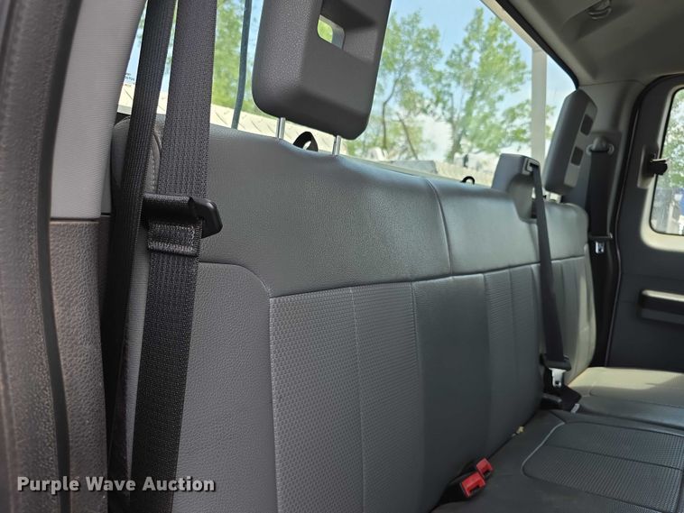 image for item FI0991 2013 Ford F250 Super Duty XL Ext. Cab pickup truck