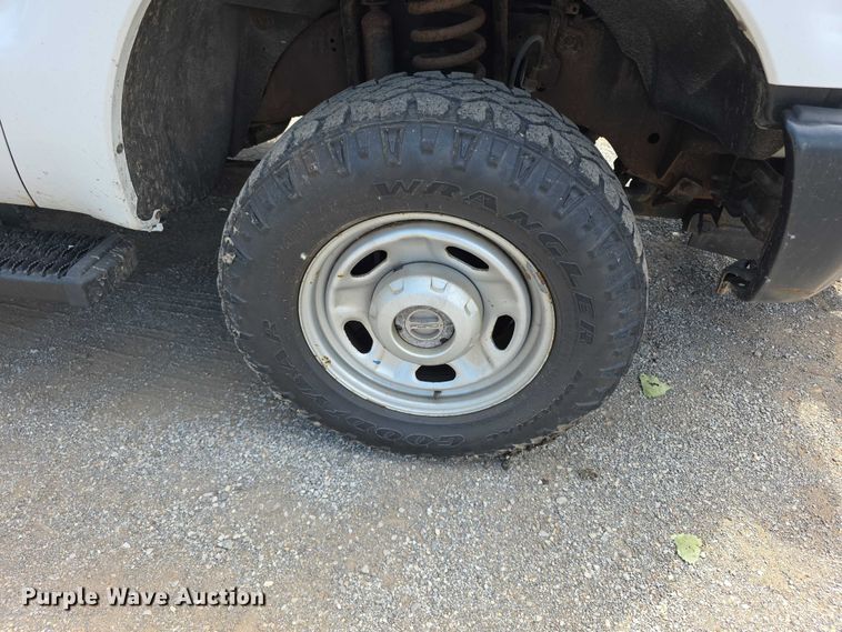 image for item FI0991 2013 Ford F250 Super Duty XL Ext. Cab pickup truck