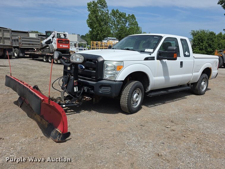 2011 Ford F250 Super Duty XL Ext. Cab pickup truck