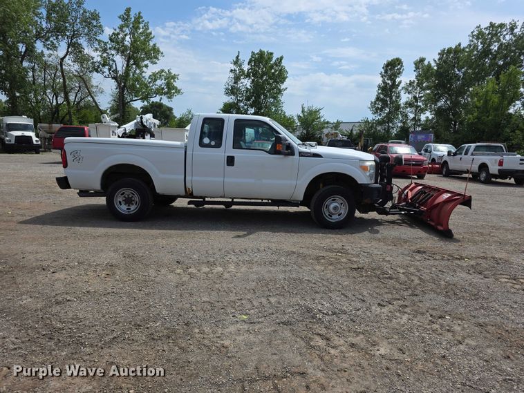 image for item FI0992 2011 Ford F250 Super Duty XL Ext. Cab pickup truck