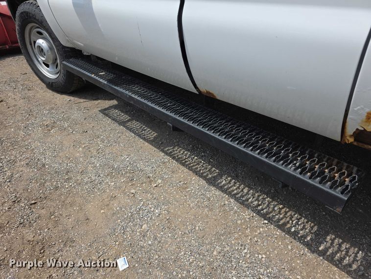 image for item FI0992 2011 Ford F250 Super Duty XL Ext. Cab pickup truck