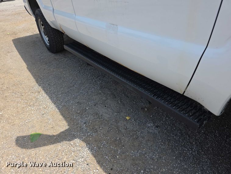 image for item FI0992 2011 Ford F250 Super Duty XL Ext. Cab pickup truck