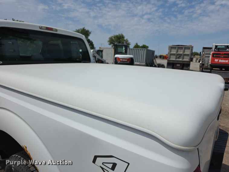 image for item FI0992 2011 Ford F250 Super Duty XL Ext. Cab pickup truck