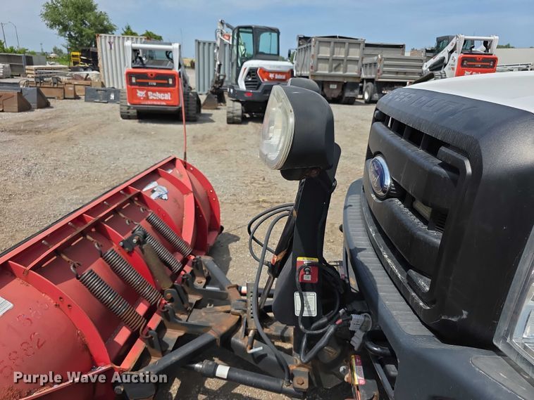 image for item FI0992 2011 Ford F250 Super Duty XL Ext. Cab pickup truck